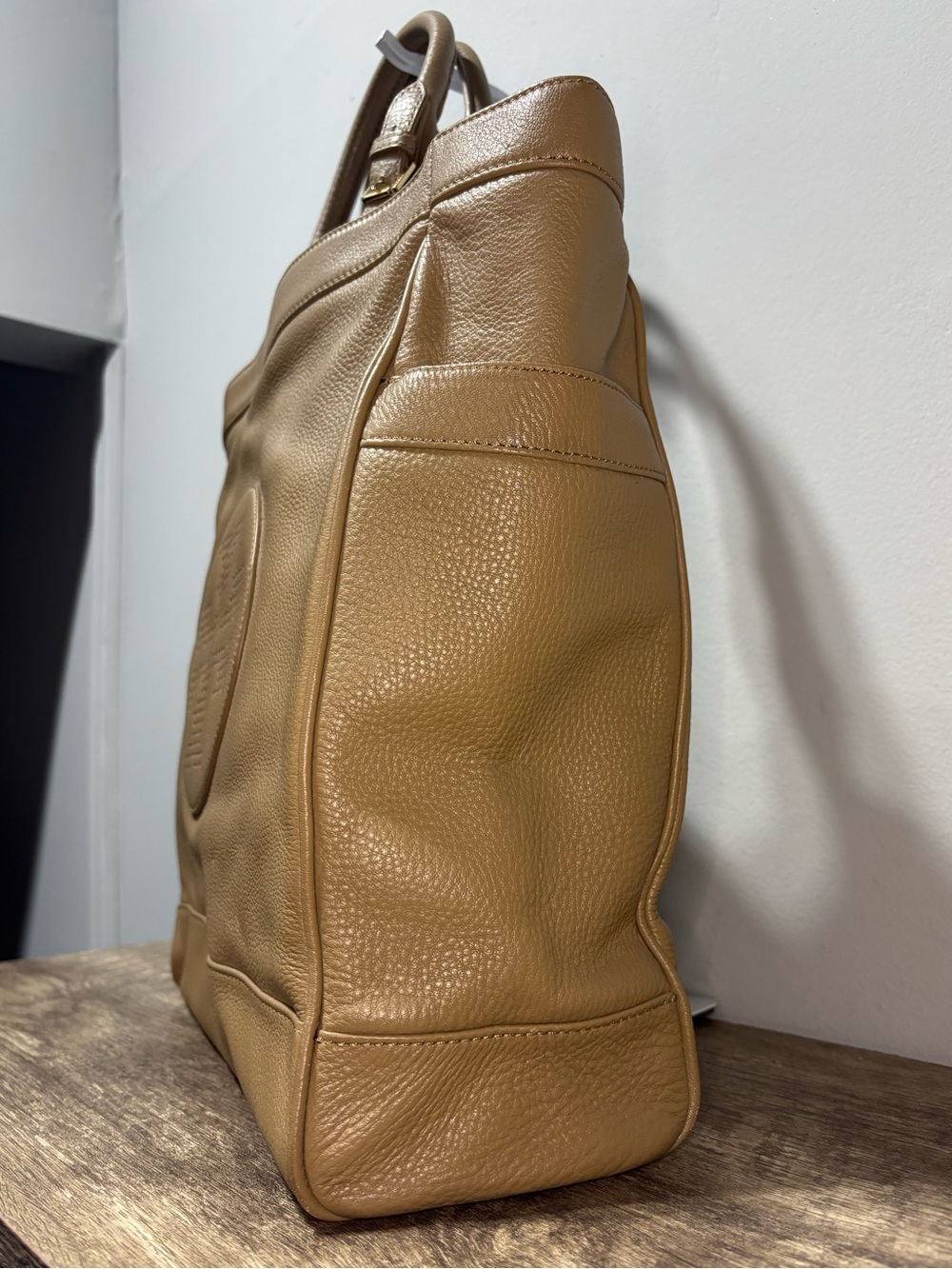 Tory Burch Kipp Tote in Sand Dollar - Picture 2 of 12